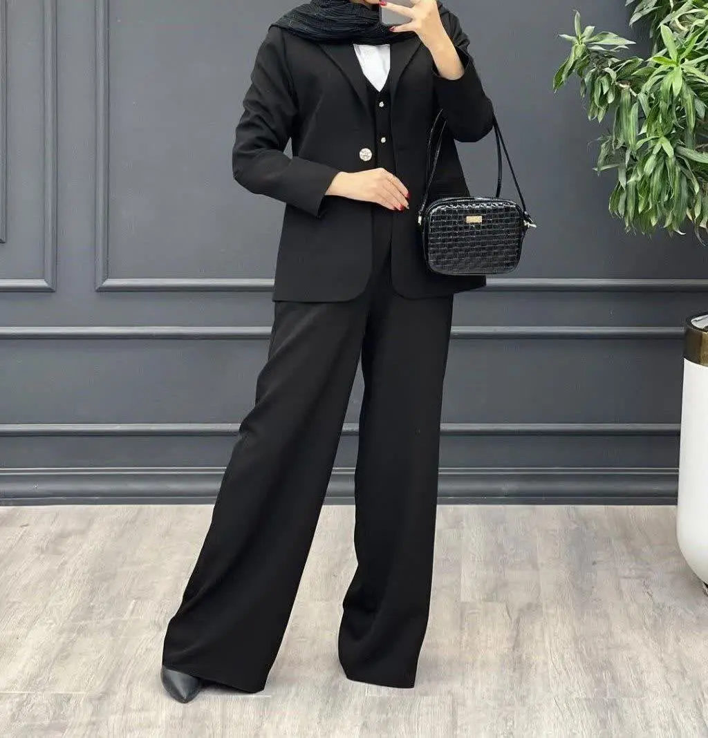 ب🛍نام: سه تیکه مازراتی🌱
