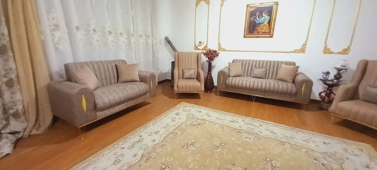 ☑️ مبل #راحتی چسترشیک وکلاسیک در حد جهزیه، کارتهران بابهترین کیفیت کلاف چوب روس ابرسرد۳۵کیلویی پارچه ترک قابل شستشو
