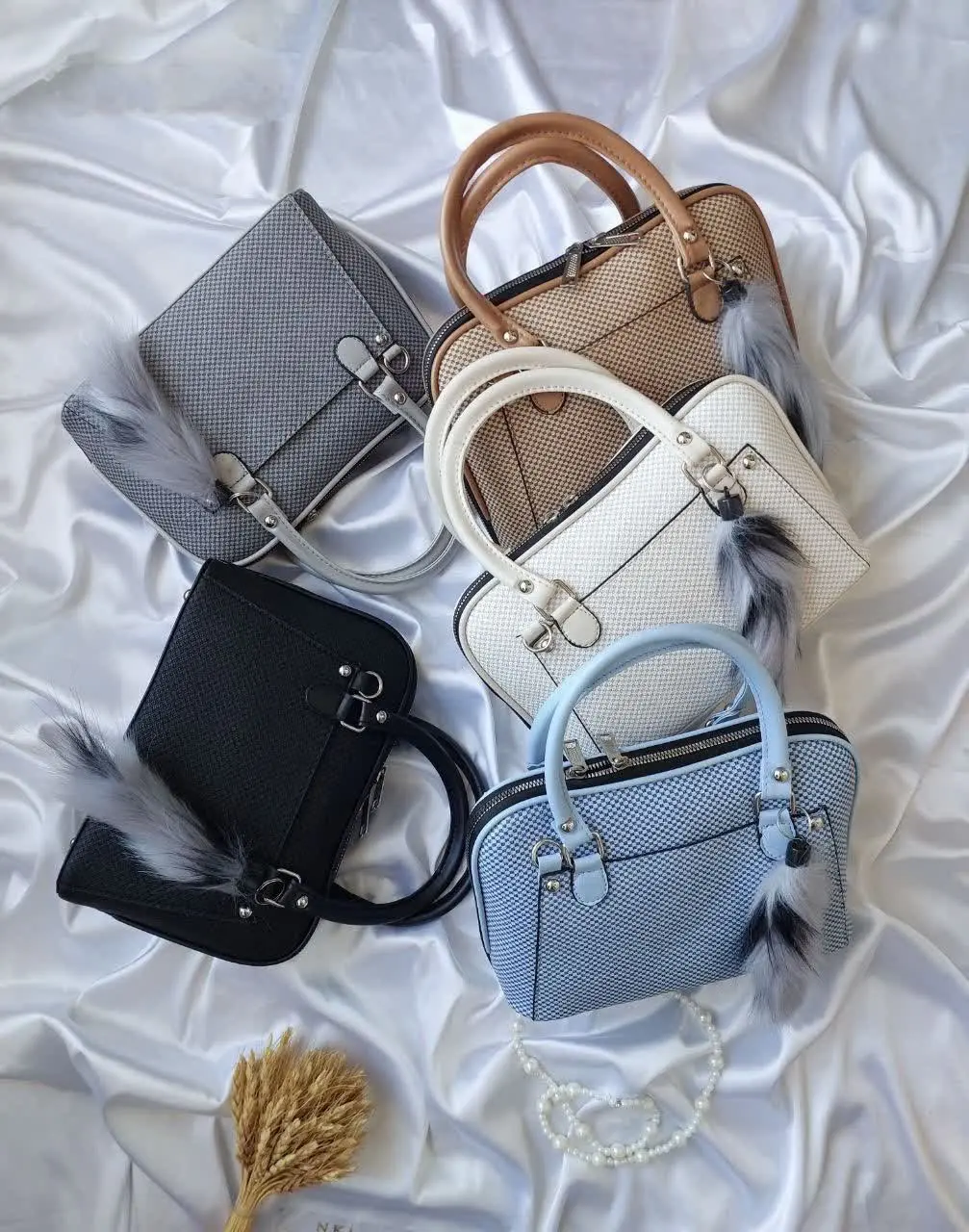 نام: 👛 کیف مجلسی مدل شبنم اویز 😍
