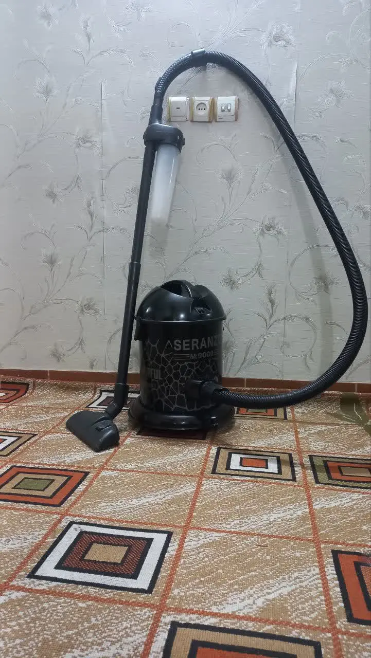 جارو برقی ۹۰۰۰ وات درحد خیلی نو
