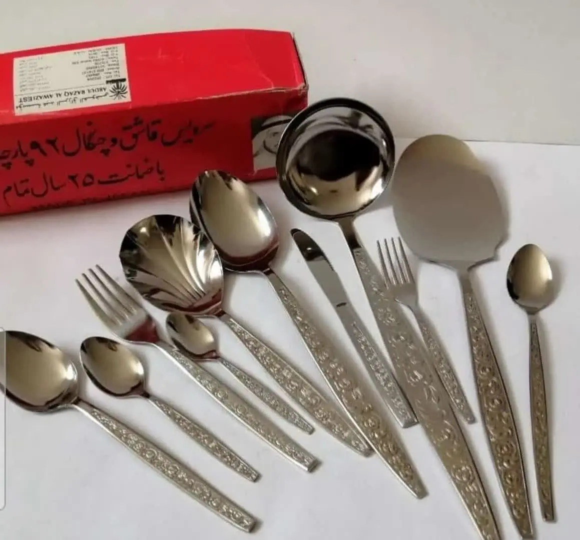 سرویس ۹۲ پارچه قاشق چنگال گلریز ژاپنی آ

