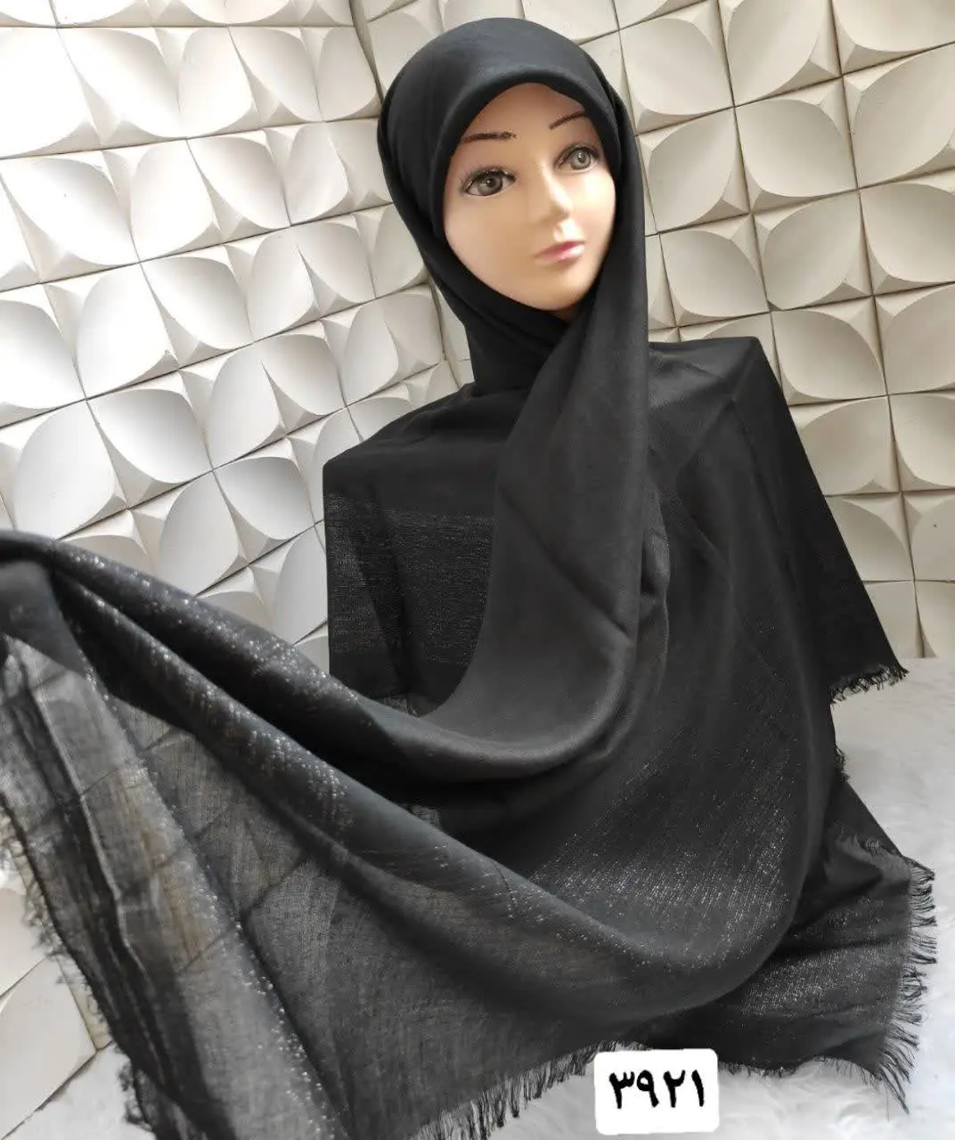 روسری نخی دور نوار لمه نقره‌ای 🌸 
