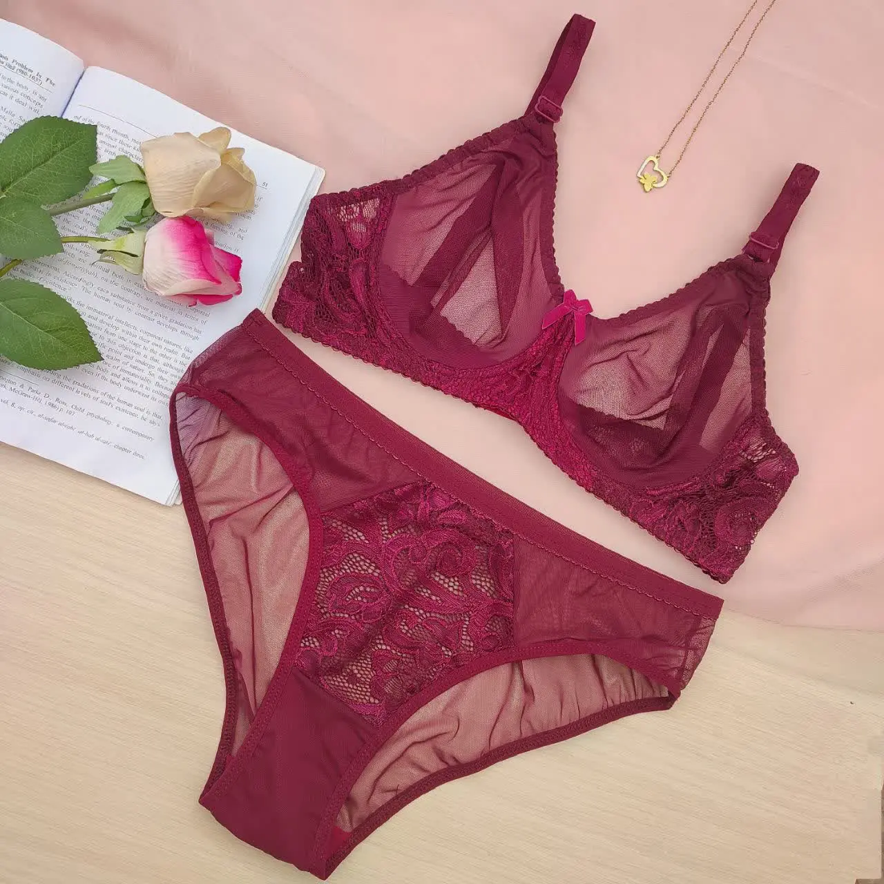 💢#ست شورت و #سوتین_زیرفنردار پرسی بدن‌نما 🥰🥰
