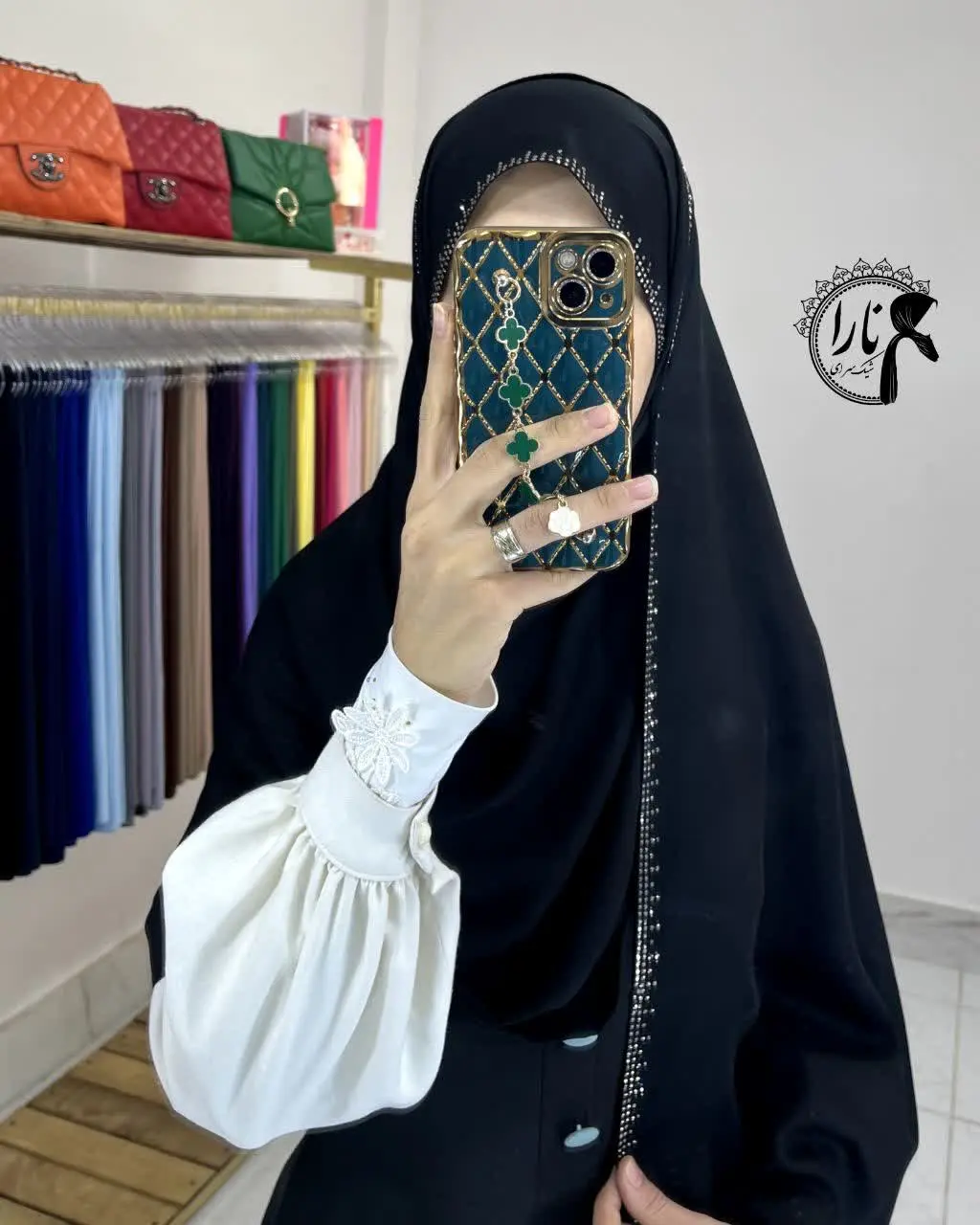 کالکشن شال و روسری مجلسی نارا
