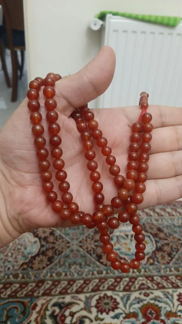 تسبیح عقیق سرخ درجه یک وممتاز
