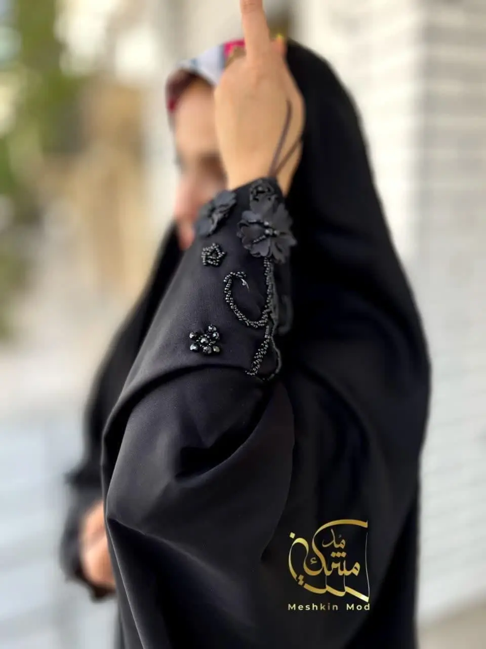 اگه شماهم یک کار جواهر دوزی و دانتل دوزی دوست داری
