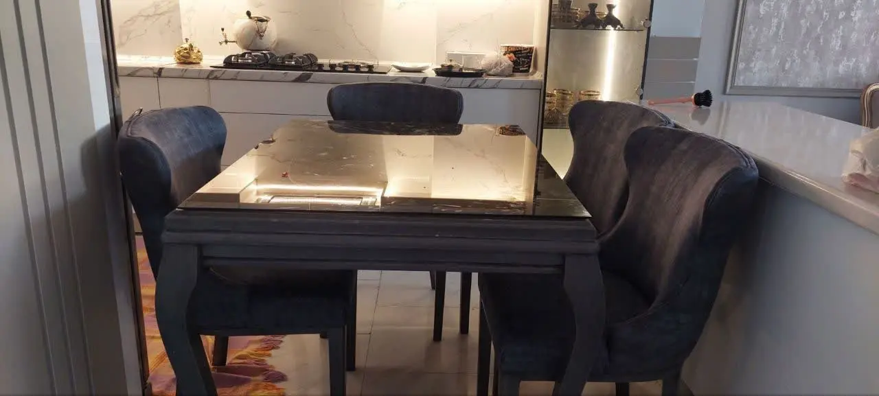 میز ناهار خوری ۴نفره چستر 
