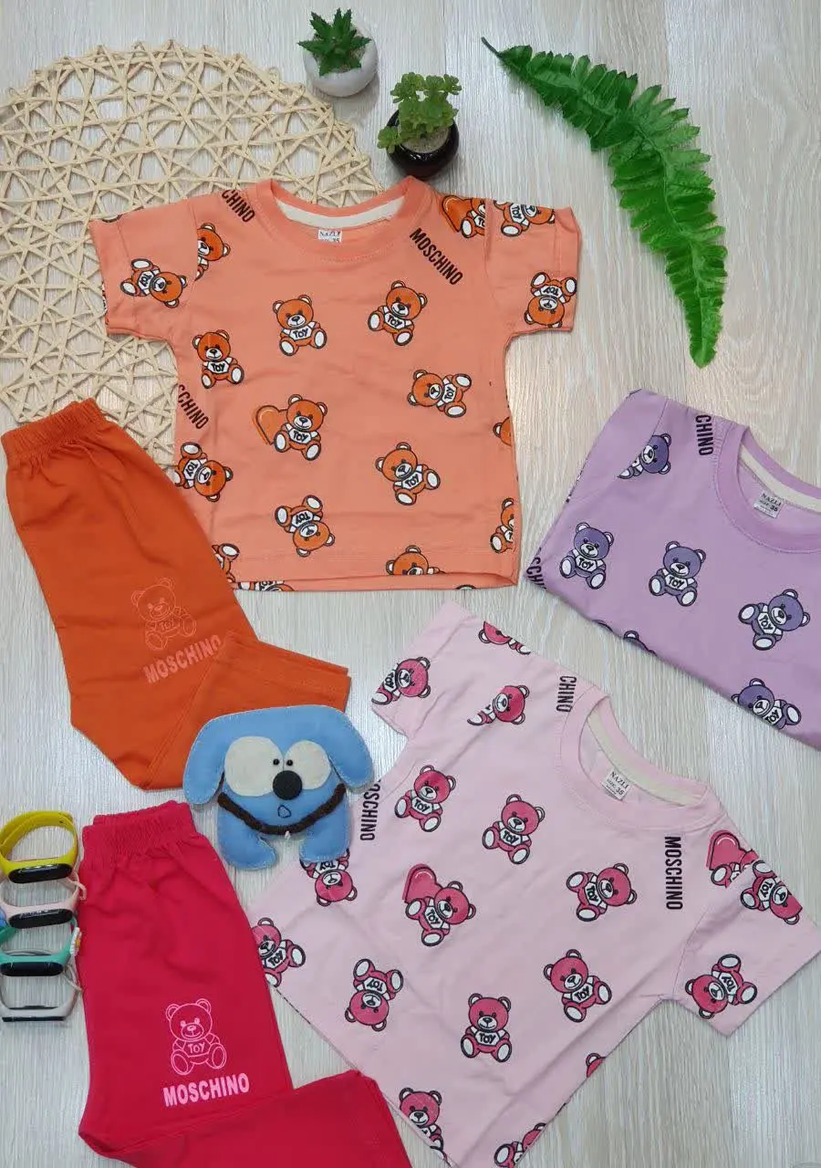👕تیشرت شلوارک دخترانه موسچینو
