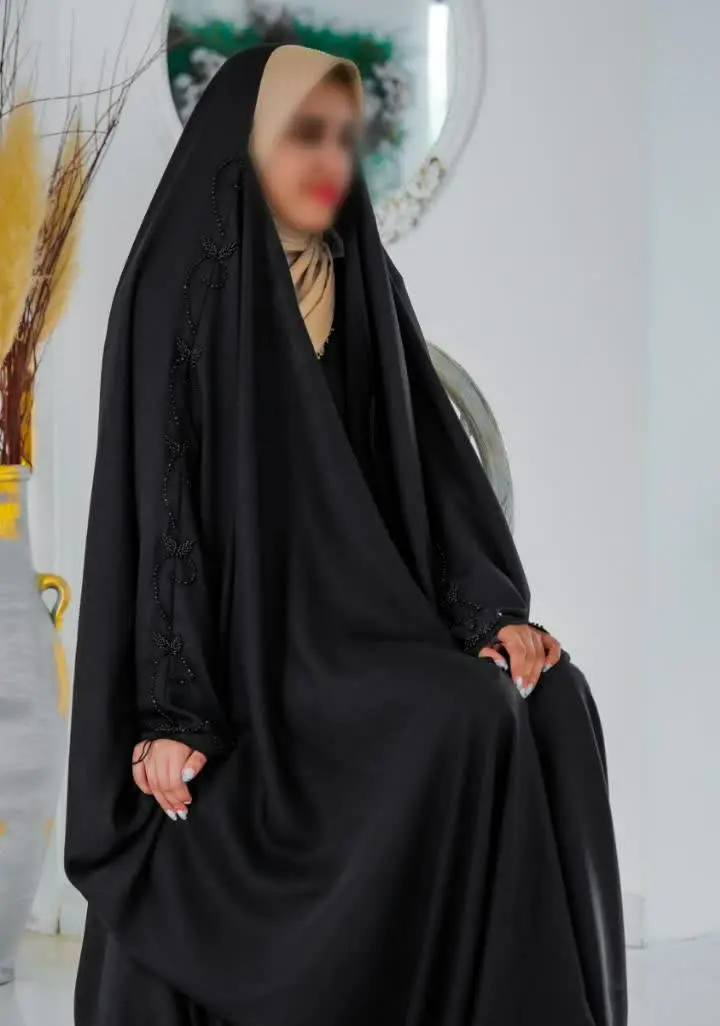  ﷽ مدل چادر: جده ثمین
