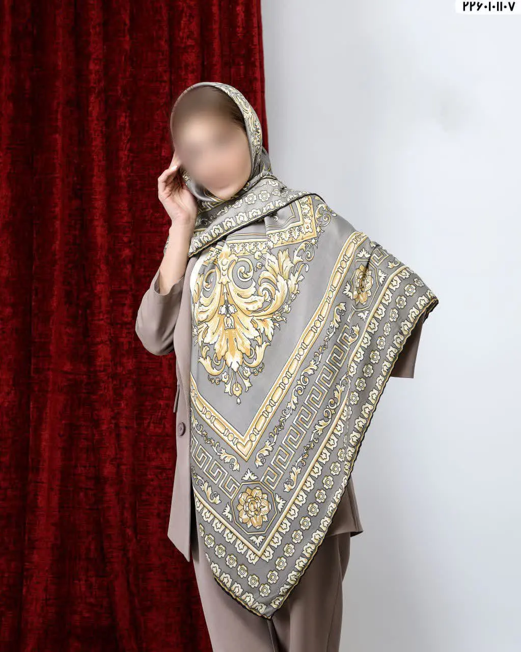 روسری‌های ساتن ابریشمی قواره بزرگ
 — تصویر محصول در تاپ هشتگ