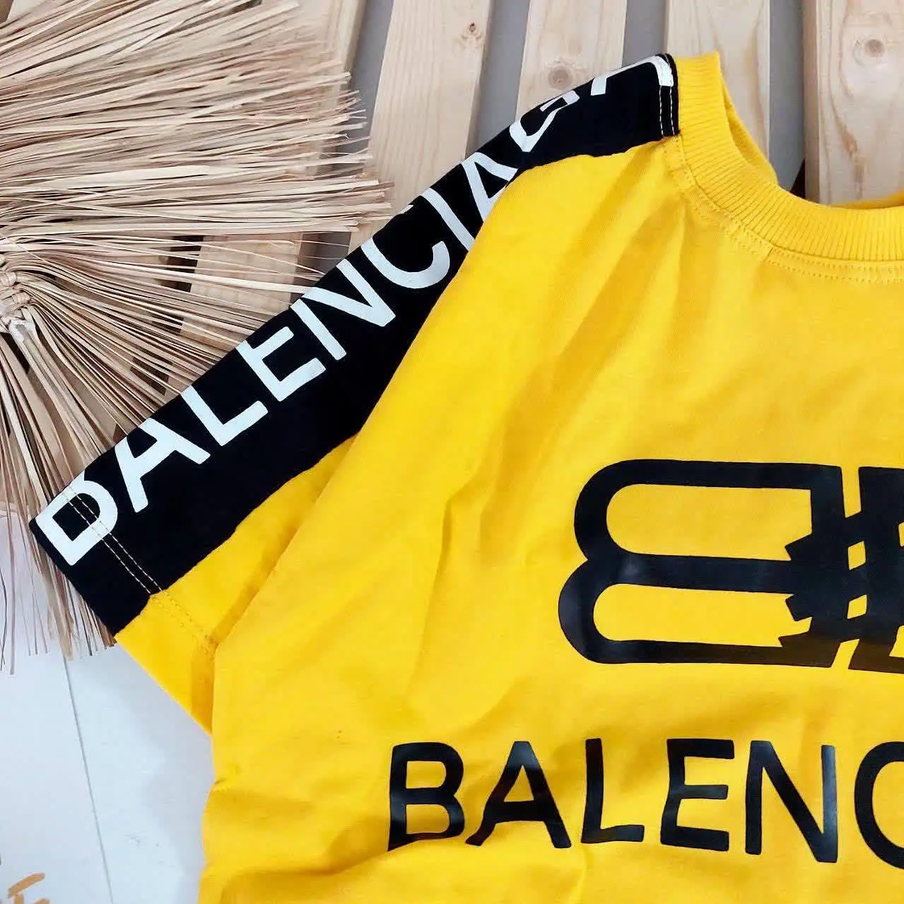 ✅ست BALENCIAGA👌👌
