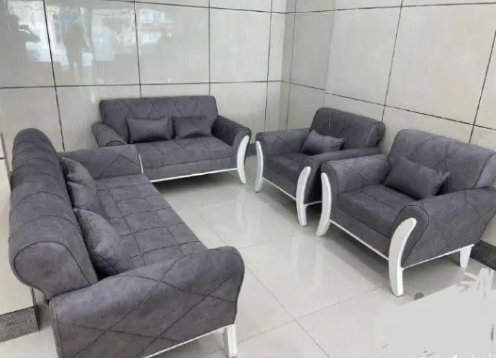 مبل راحتی مدل اسکالت طرح لبخند
