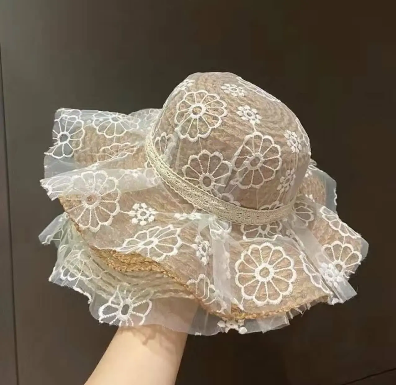 کلاه حصیری توری🌸
