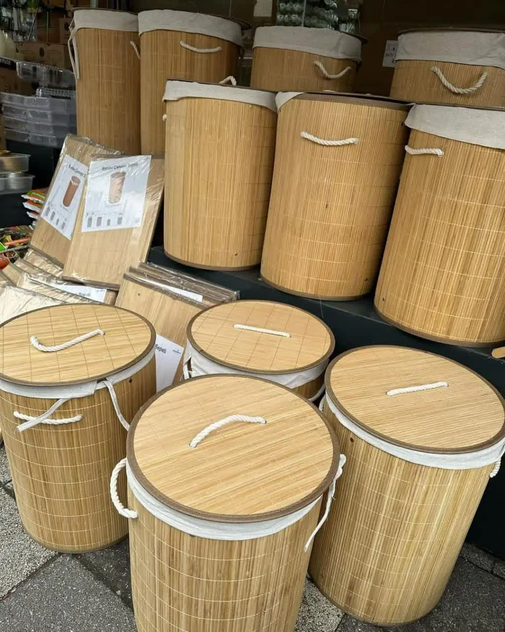 سبد لباس حصیری لاندری 
