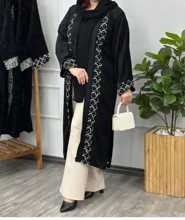 👚 نام: مانتو مخمل ارایه
