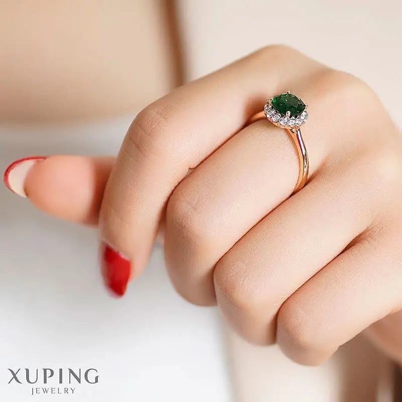 #انگشتر جواهری زمردی از برند ژوپینگ✨💍
