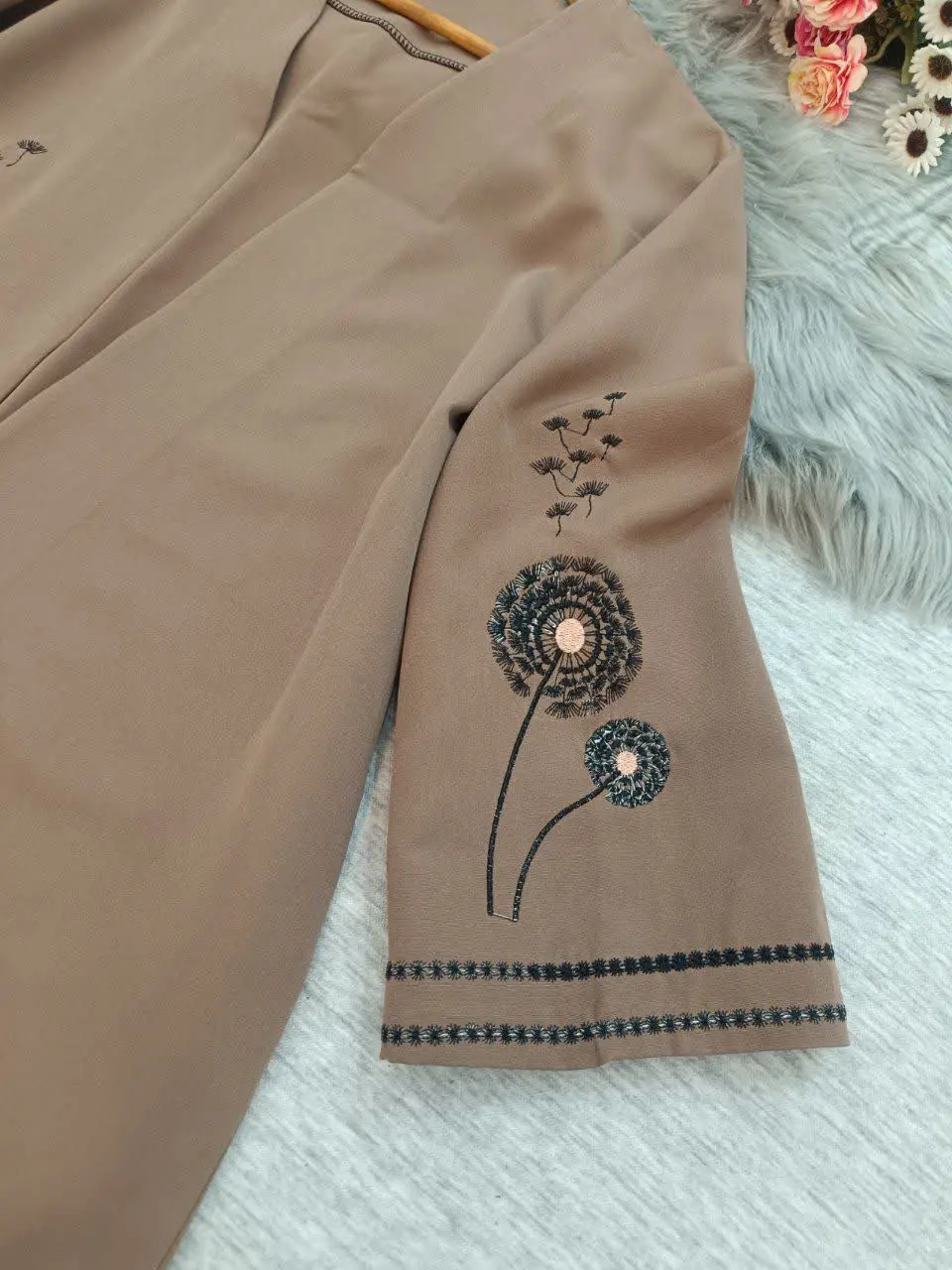 نام: مانتو گلدوزی شاپرک 

