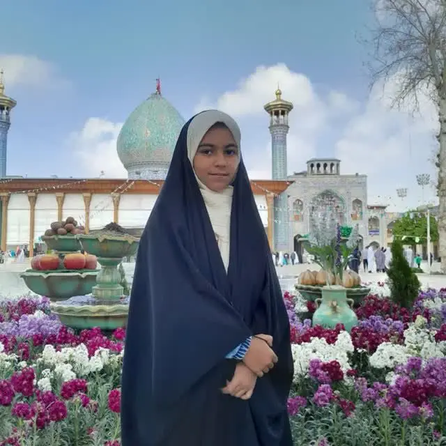 نام شرکت کننده: مریم سادات میررضایی 
