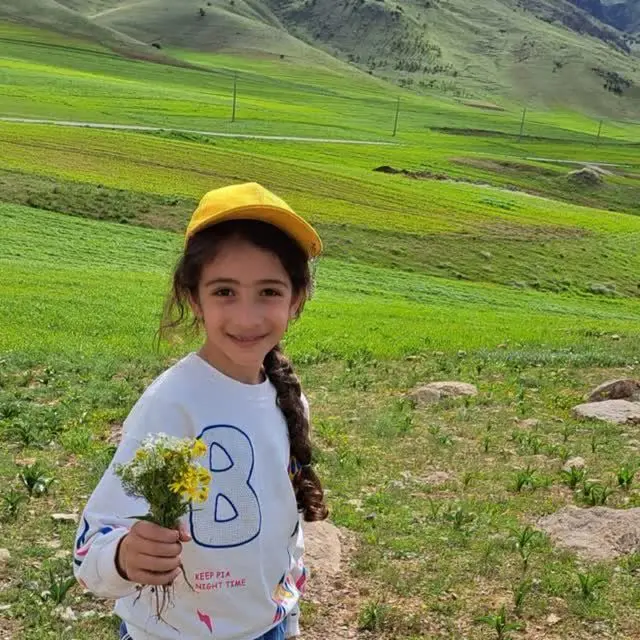نام شرکت کننده: آنیسایاراحمدی
