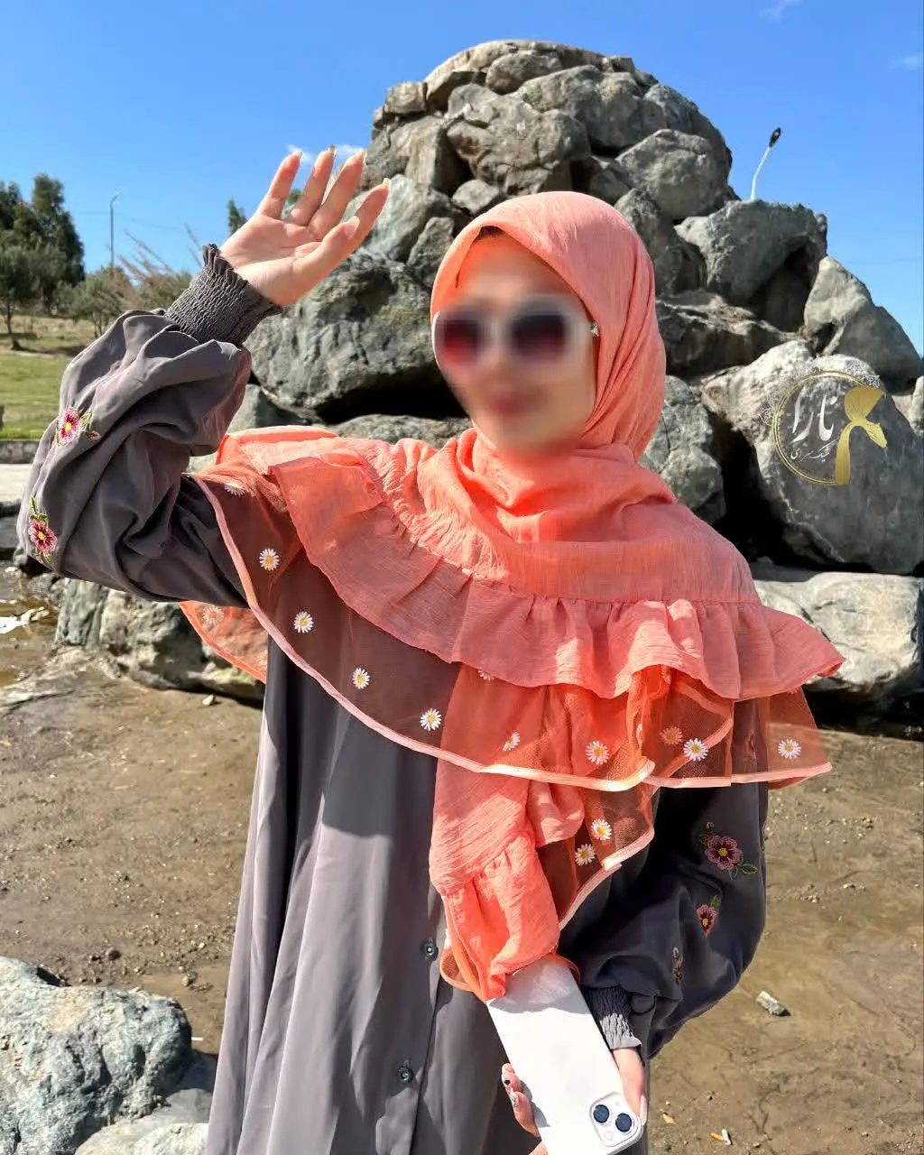 گلبهی مدل دو چین تور بابونه لبه😍👌
