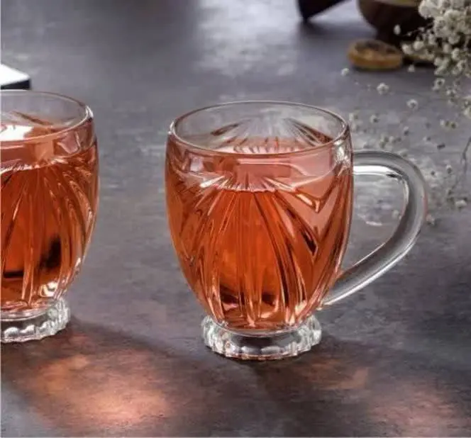 نیم لیوان دسته دار طرح سیسیلی
