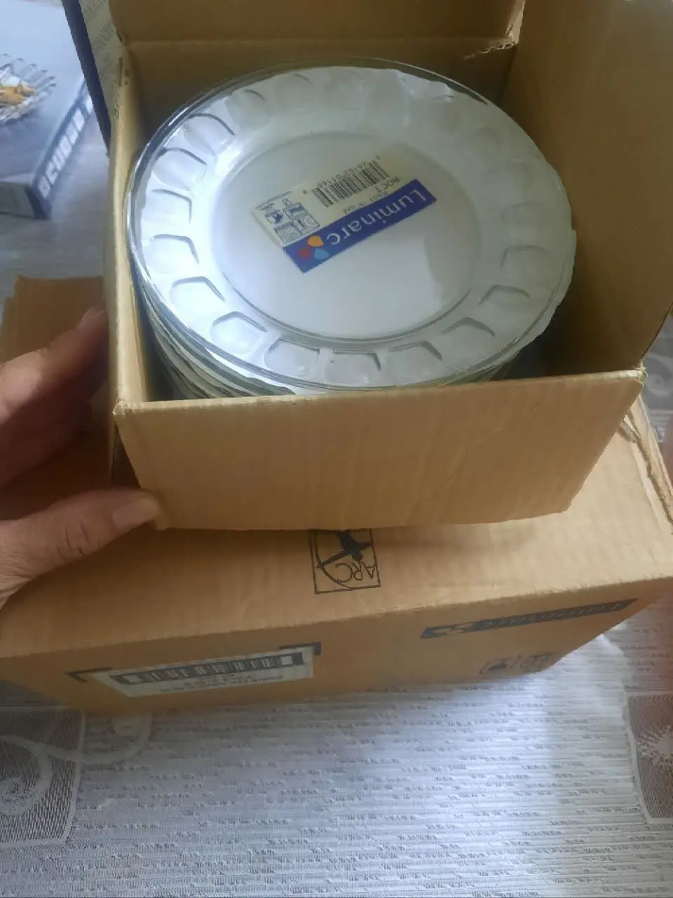 ۲۴ پیش دست کیک خوری
