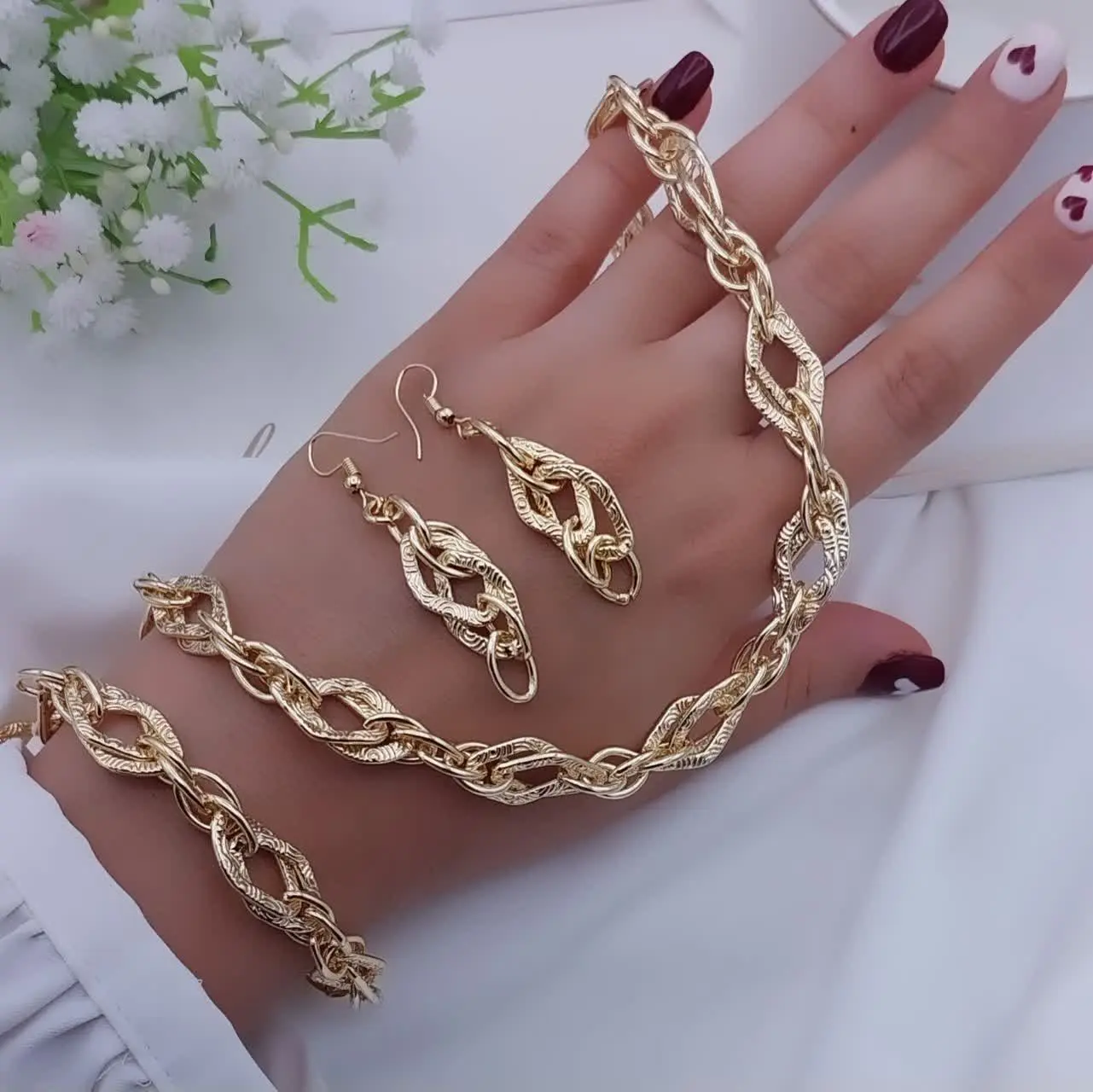 #سرویس حلقه‌ای طرح طلا جدید😍
