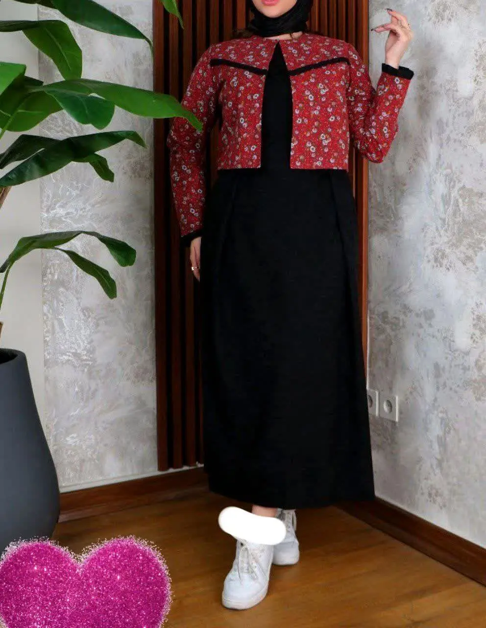 دارای کمربند، پایین سارافون...