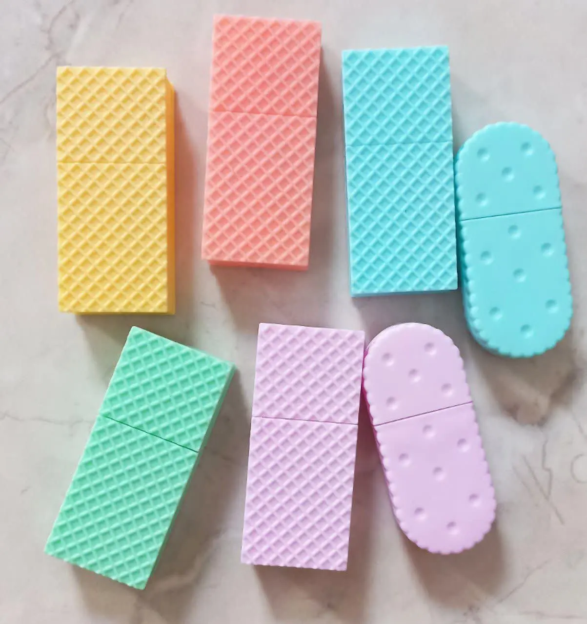 هایلایتر ویفر و بیسکوئیت🥰

