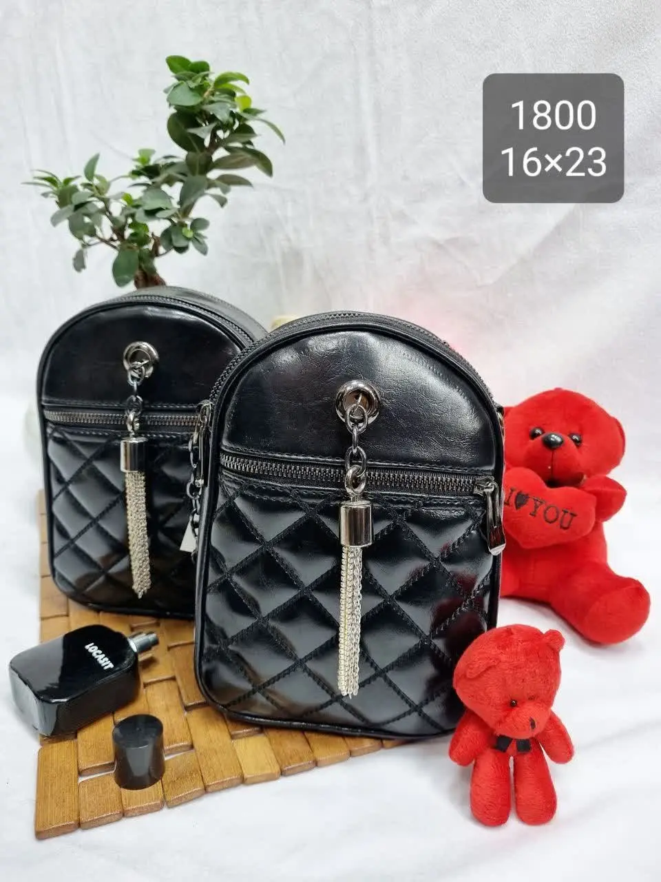 کیف مشکی فانتزی 
