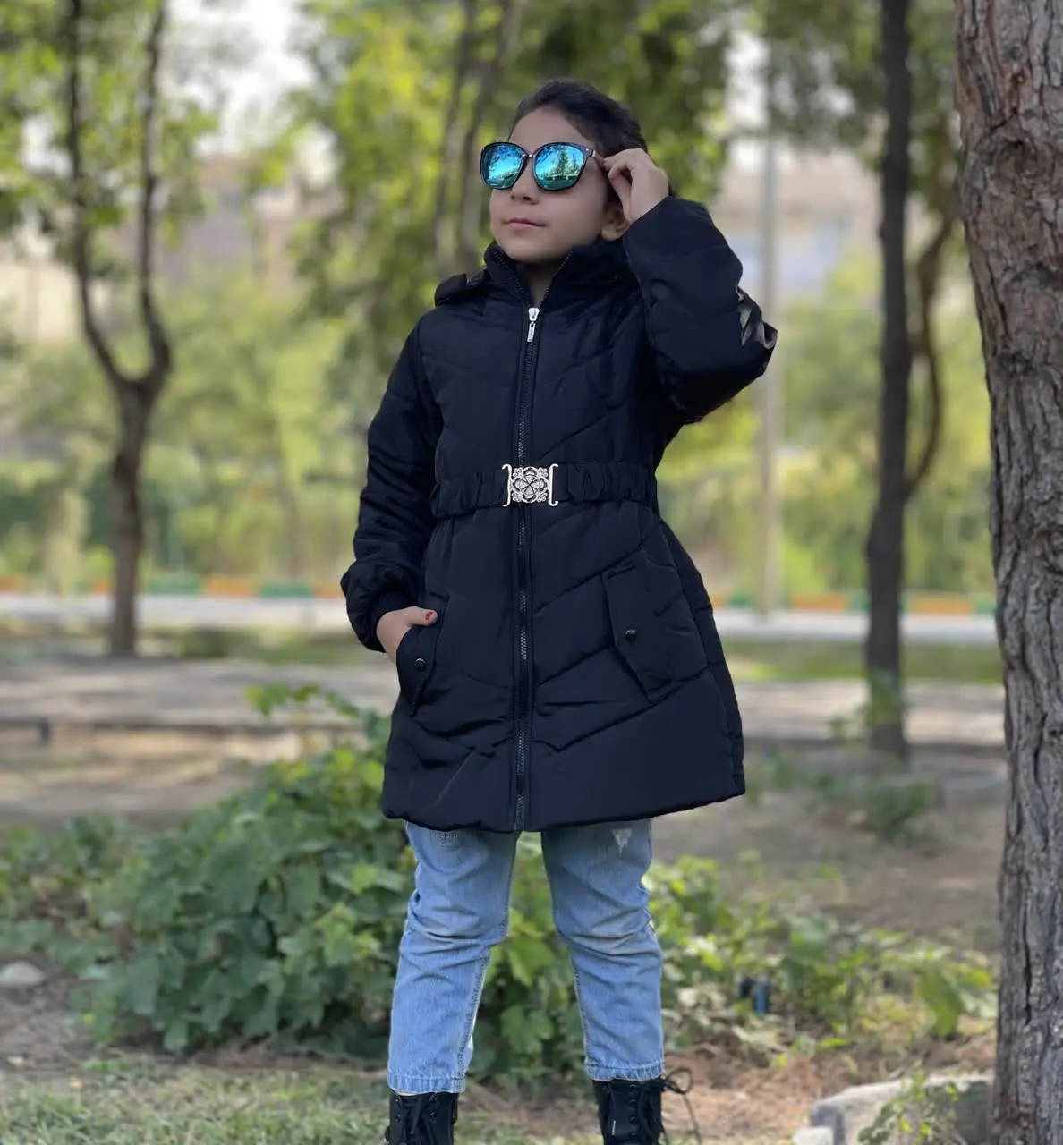 کاپشن دخترانه تاج 
