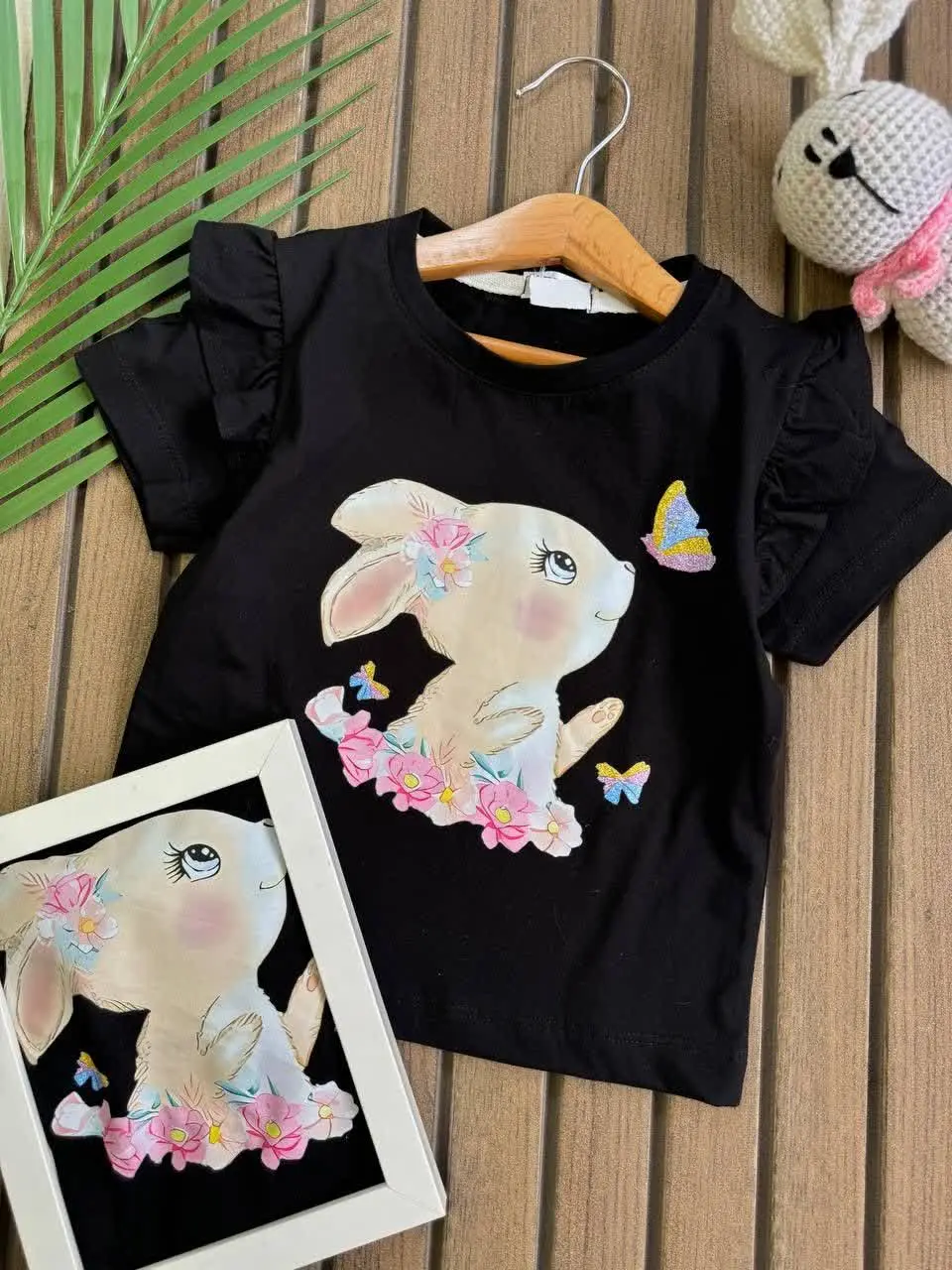 تیشرت مشکی خرگوش و پروانه 🐰🦋
