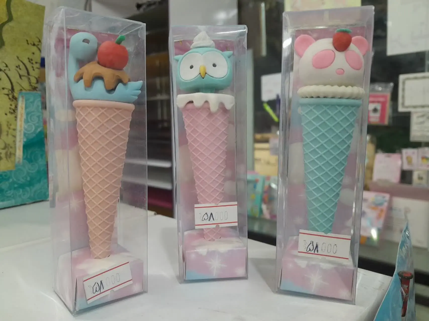 🔰پاکن بستنی قیفی 🍦🍦
