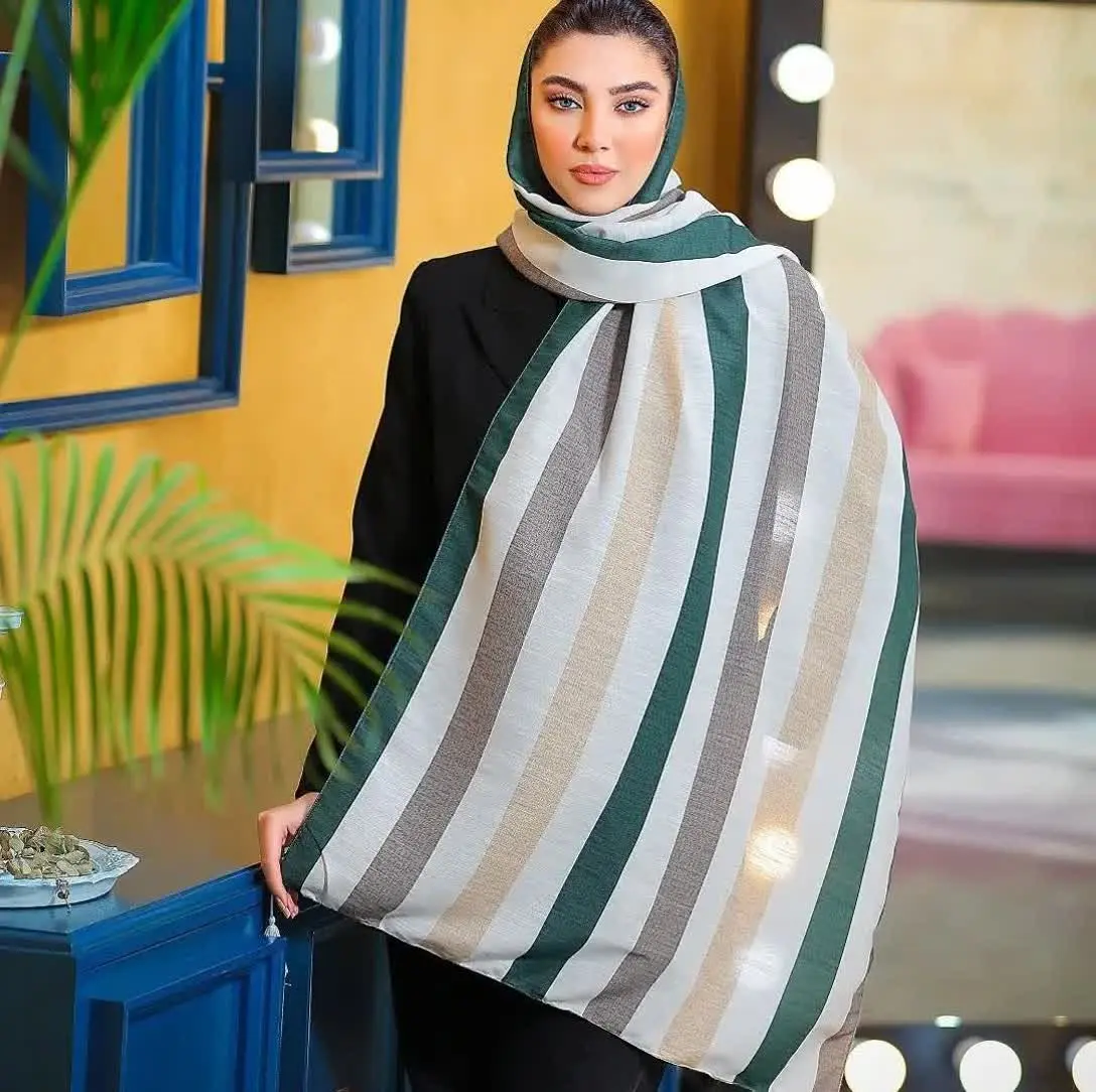 ✳️شال نخی
 — تصویر محصول در تاپ هشتگ