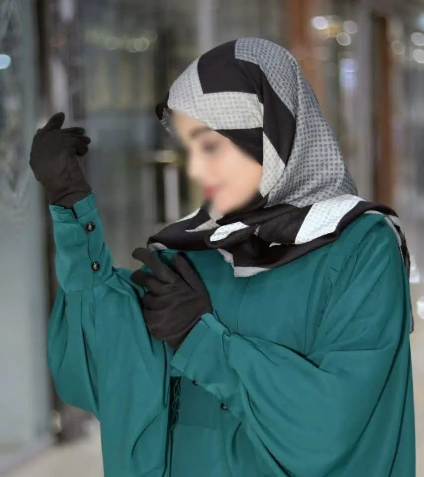 🧕عبا شقایق سبز فیروزه‌ای پلیسه
