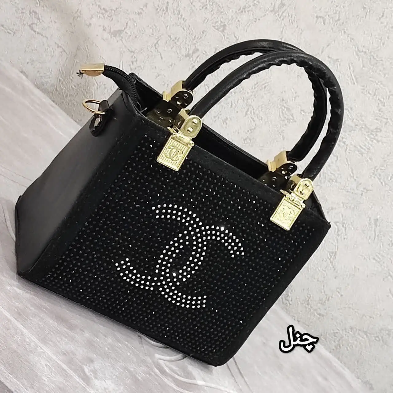 👚نام: کیف نگین دارشیک
