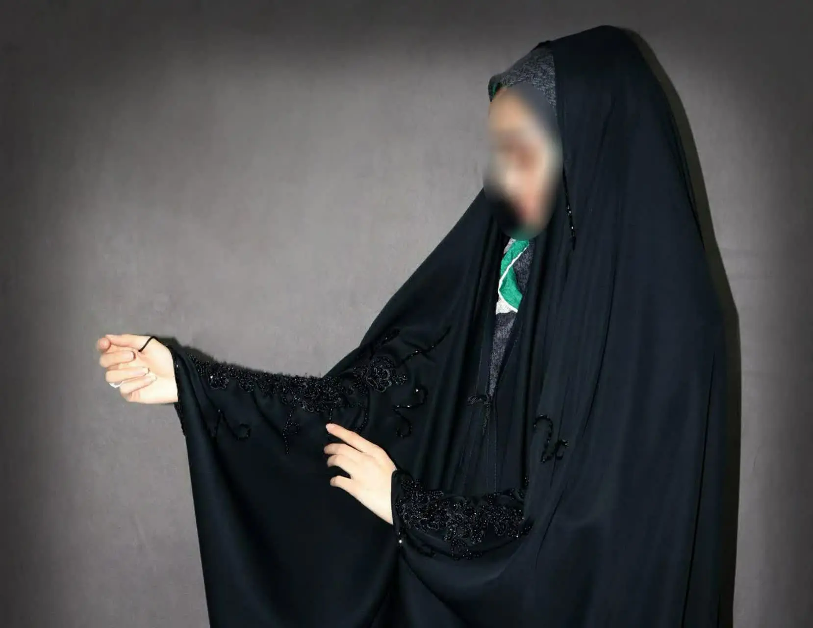 چادر جواهر دوزی تبسم
