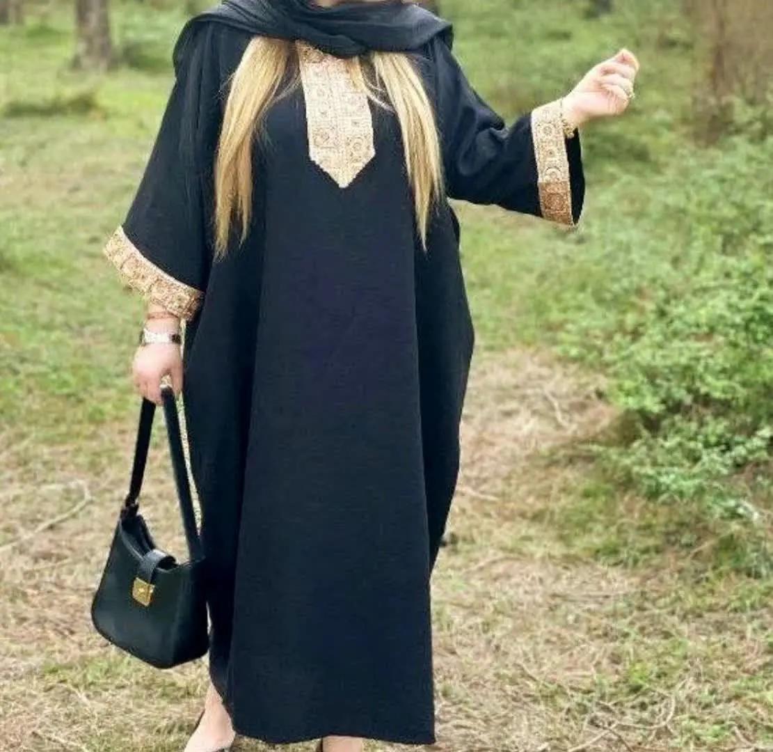 گرمای تابستونو فقط با یه کفتان خنک میشه تحمل کرد🥵
