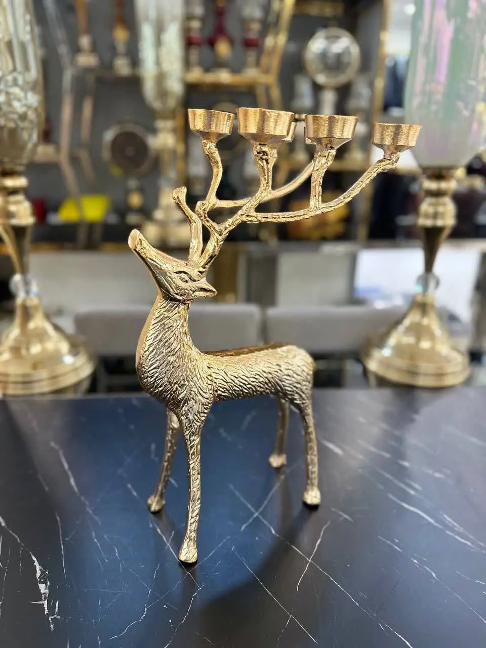 گوزن جاشمعی 
