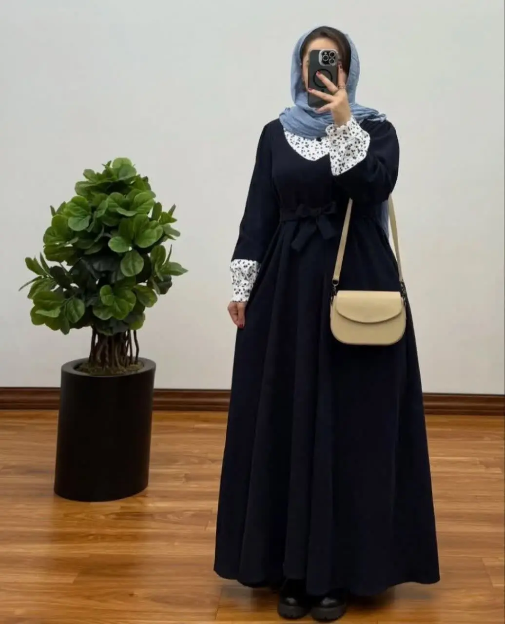 کمربند از سر خودش — تصویر محصول در تاپ هشتگ