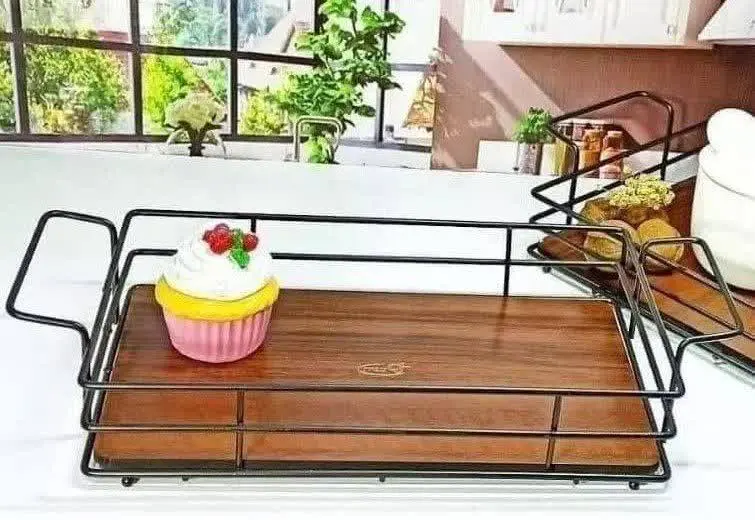 ⭕️سینی تسمه‌ای کف چوب ۳۵*۱۵ 😍😍
