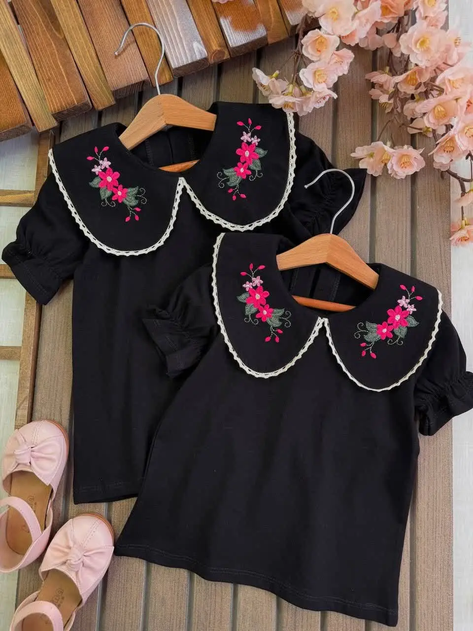 تیشرت مشکی گلدوزی دیبا 💐
