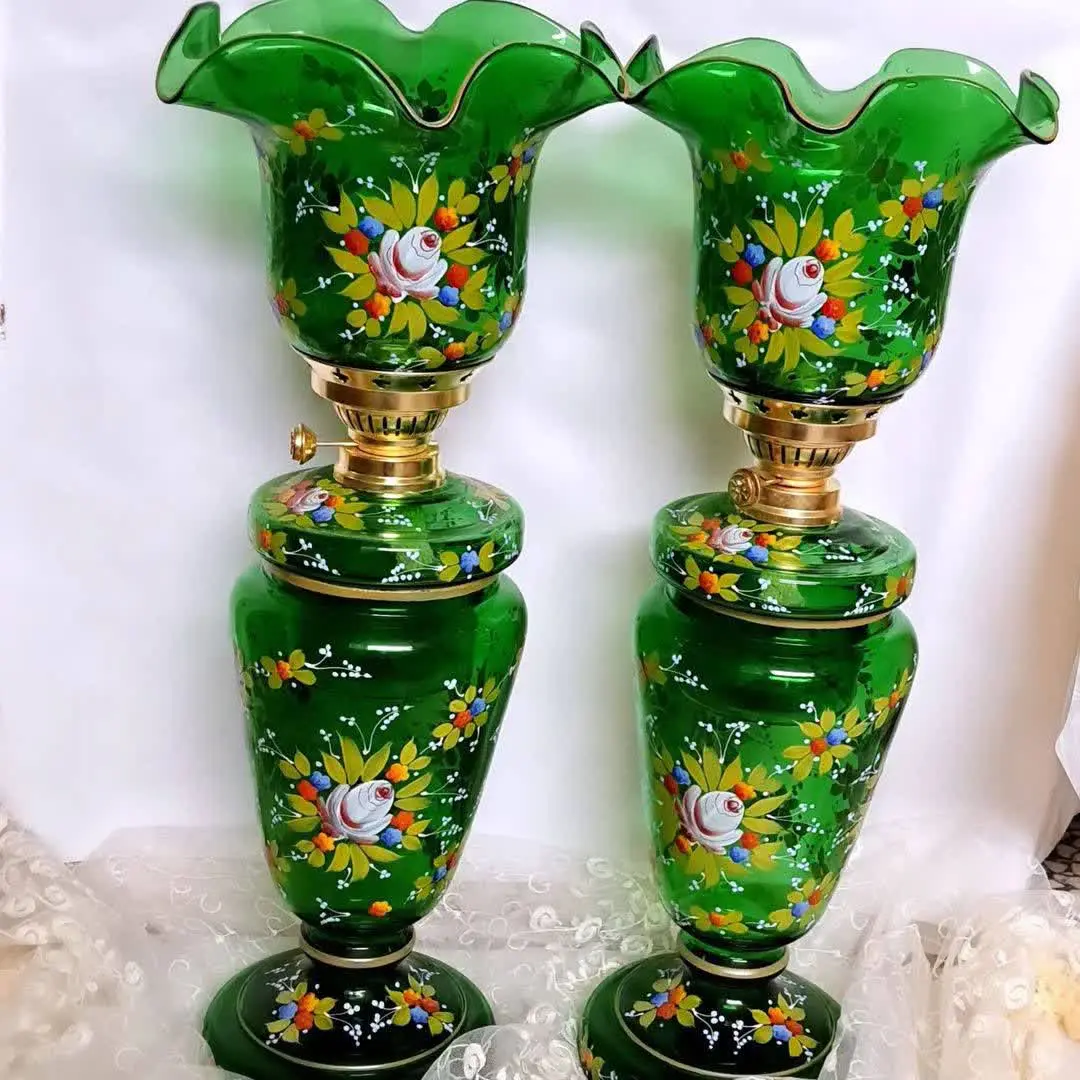 یک جفت چراغ کریمخانی نفتی 
