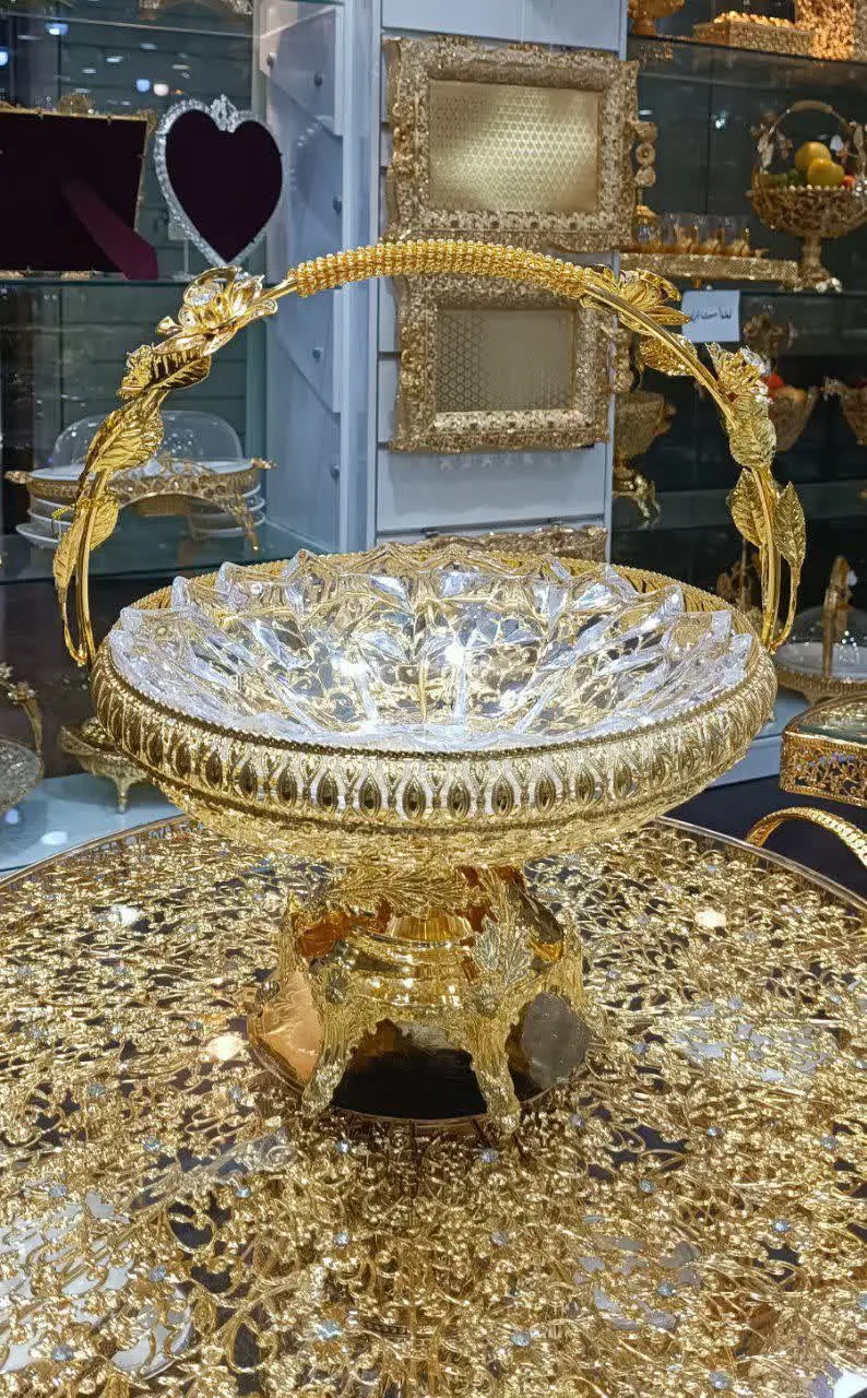 شیرینی خوری اماراتی
