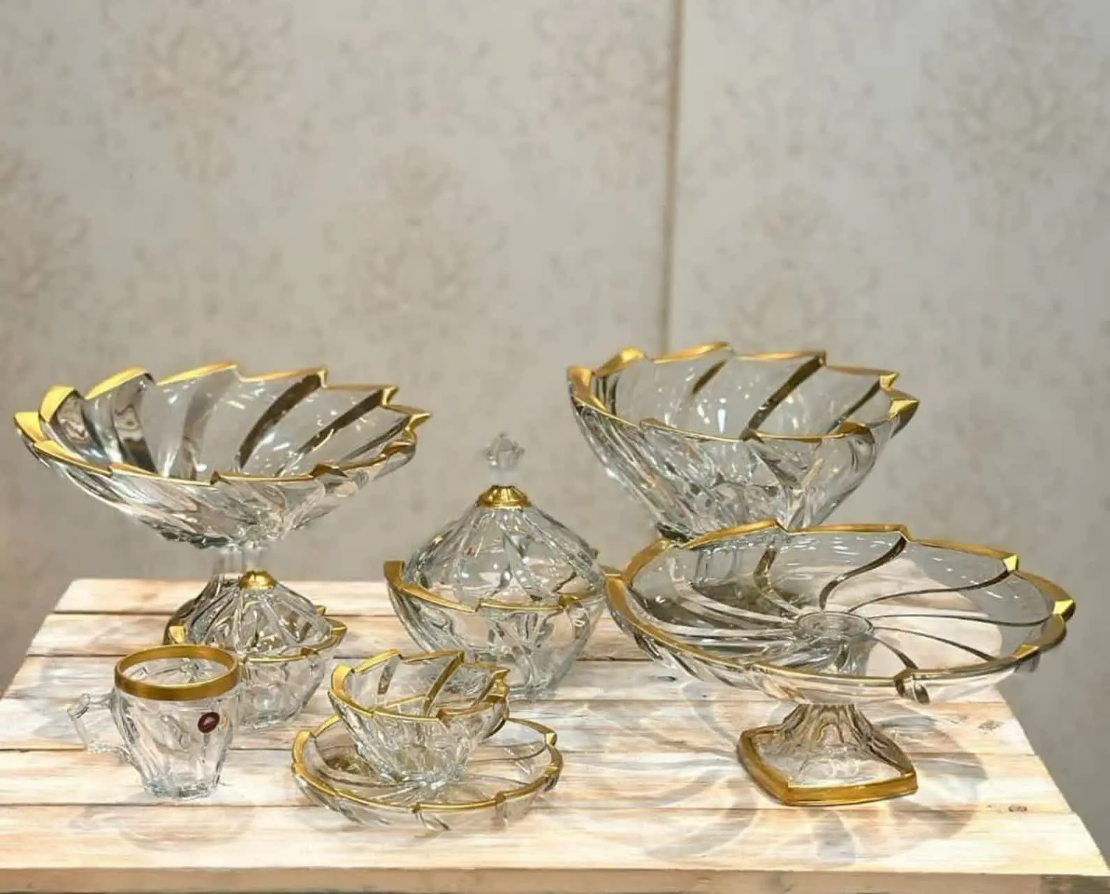 سرویس ۲۵پارچه لب طلای الینور

