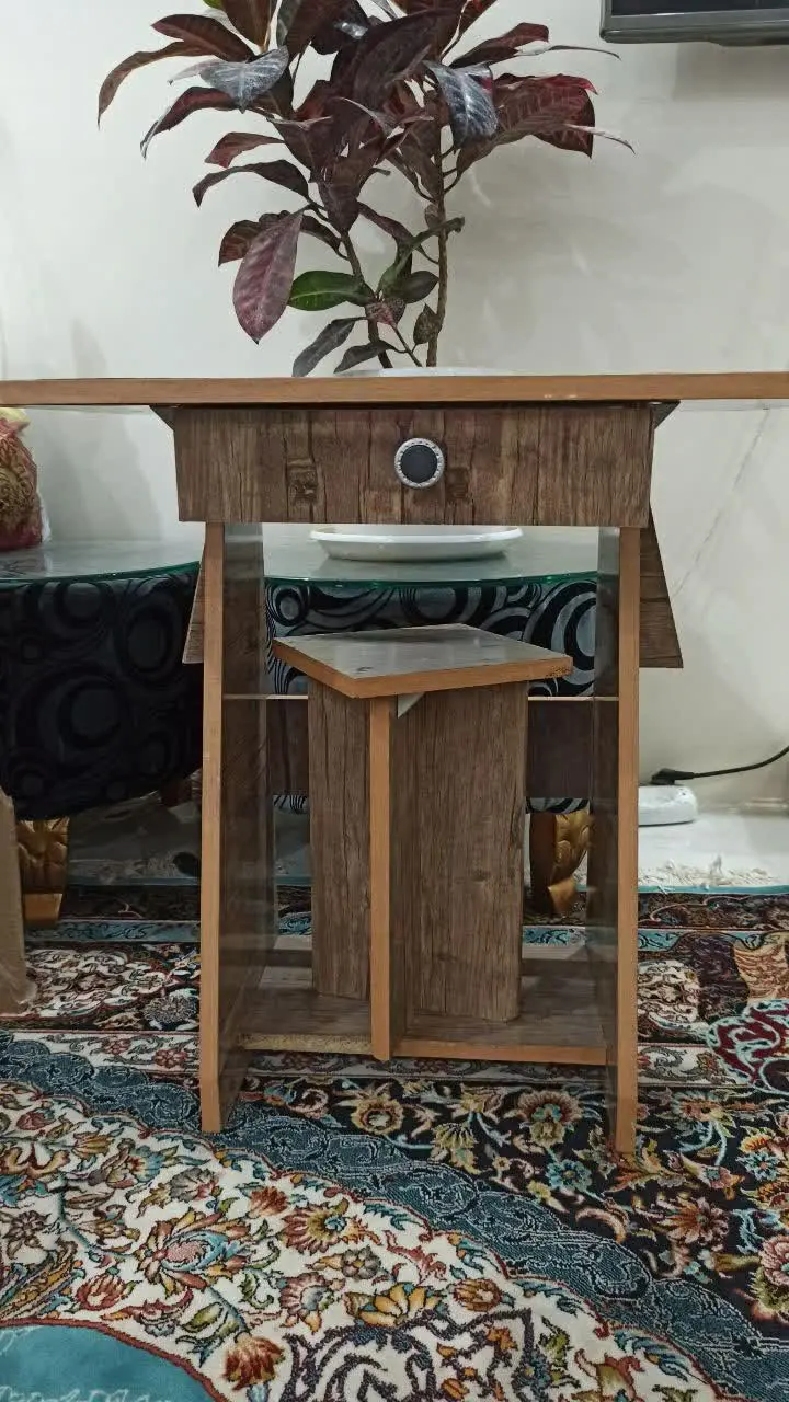 میز چرخ خیاطی 
