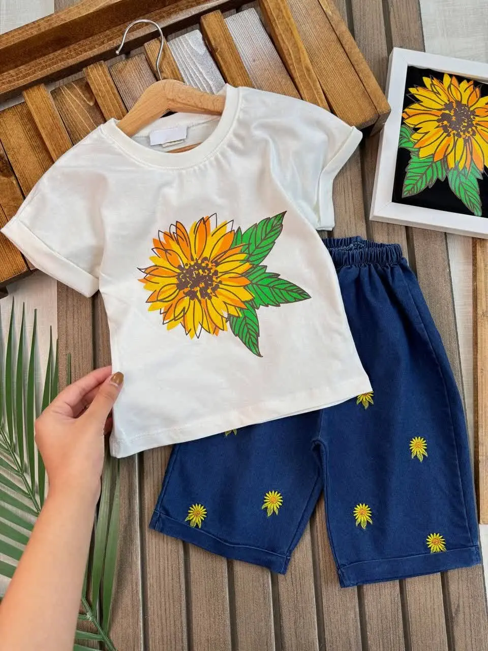 تیشرت شلوارک گل آفتابگردان 🌻
