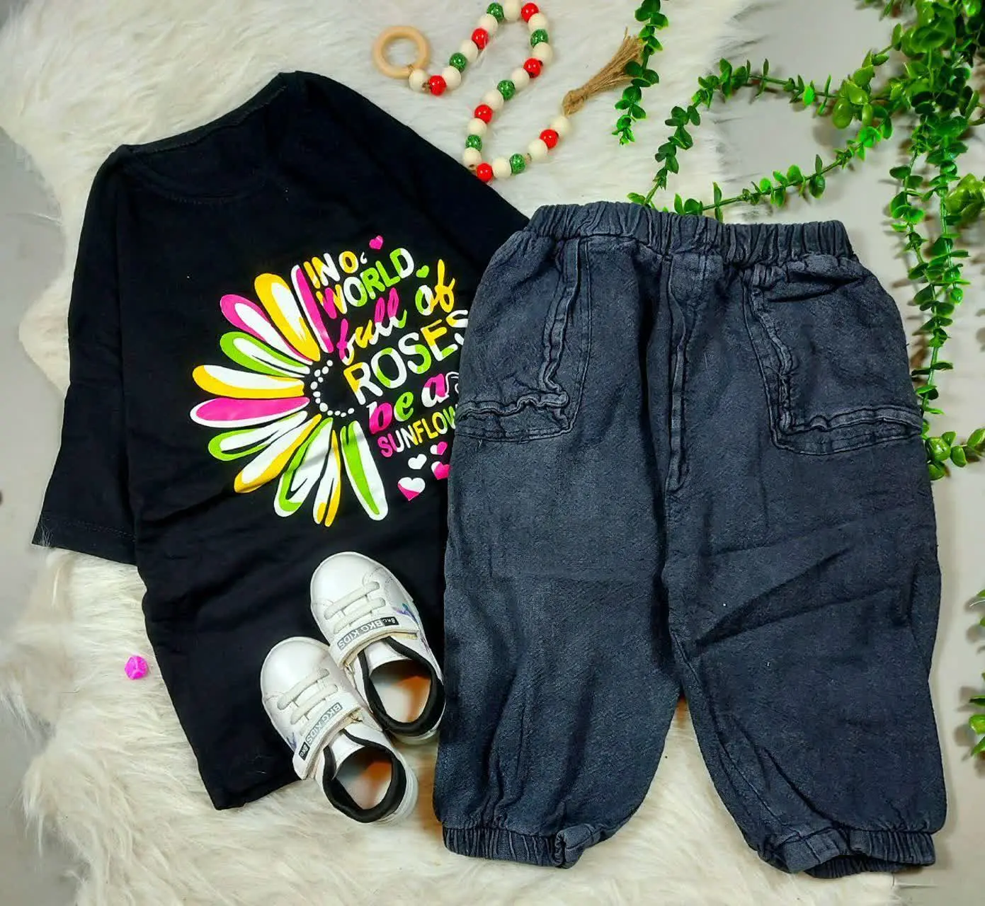 👚نام: 🔥🔥ست کوتاه مشکی دخترانه گل بابونه roses سایز ۵۰تا۶۵ طرح tor🔥🔥
