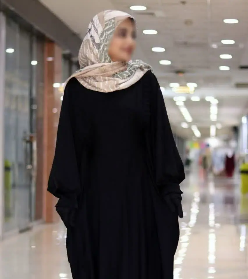 🧕عبا شقایق مشکی پلیسه
