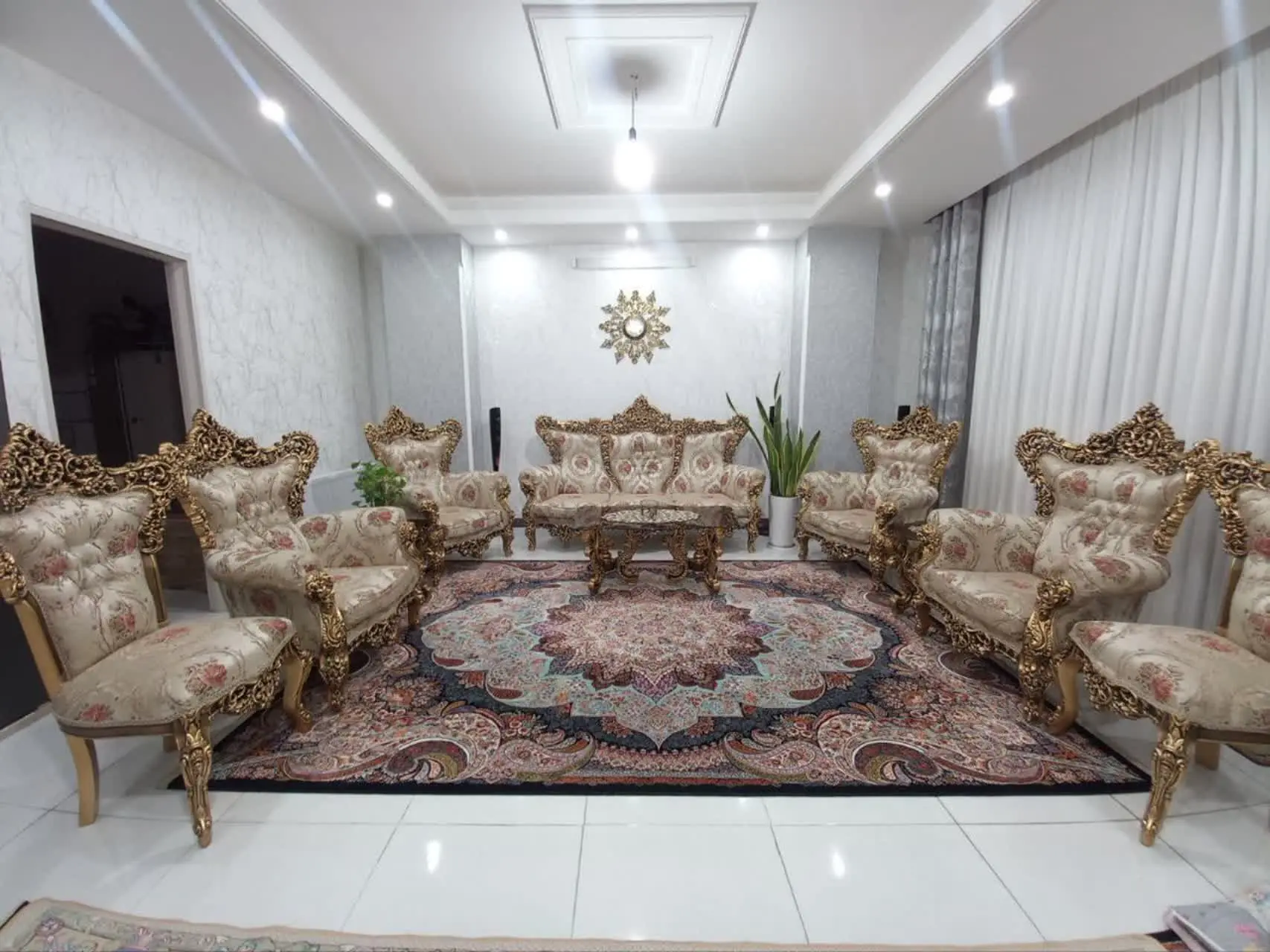 مبل استیل در حد 
